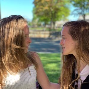 Meet your Posher, Ella